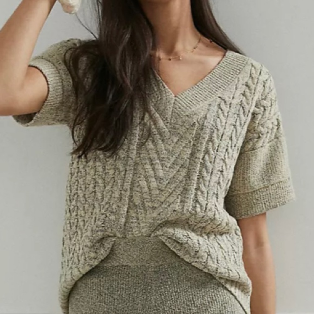NWT Anthropologie pullover top- S